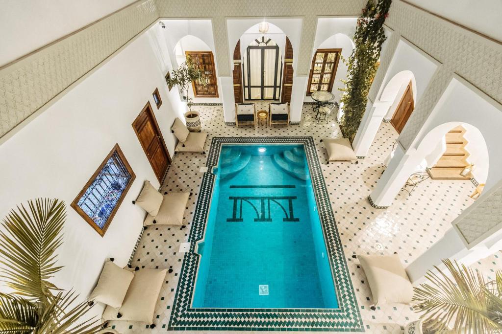 hero-riad-6.jpg